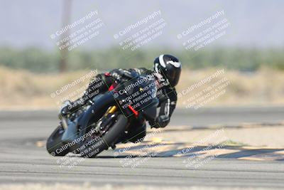 media/Oct-13-2025-Moto Forza (Mon) [[a66d839500]]/3-B Group/Session 3 (Turn 16)/